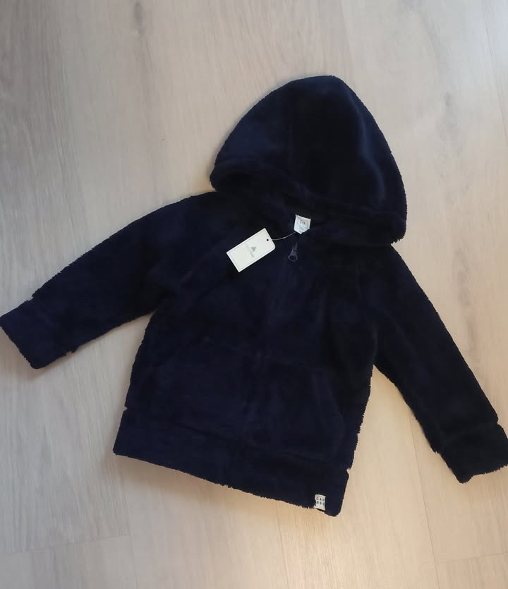 Курточка тедди babyGAP, оригинал, новая, возраст 2 года, 84-90 см, цвет нави тёмно-синий, 60 руб. 
+375296760805