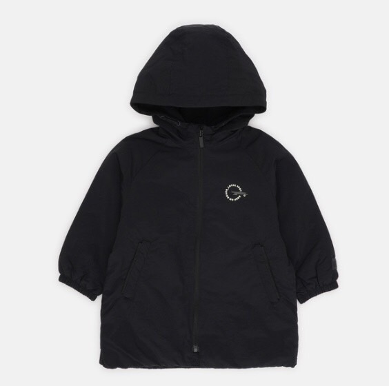 ?Ветровка-парка Zara,110 (доп.фото+замеры в лс),единственный нюанс-чуть краска с собачки слезла,слабое место фирмы),49.99 руб.
Почта европочта 
+375297834002