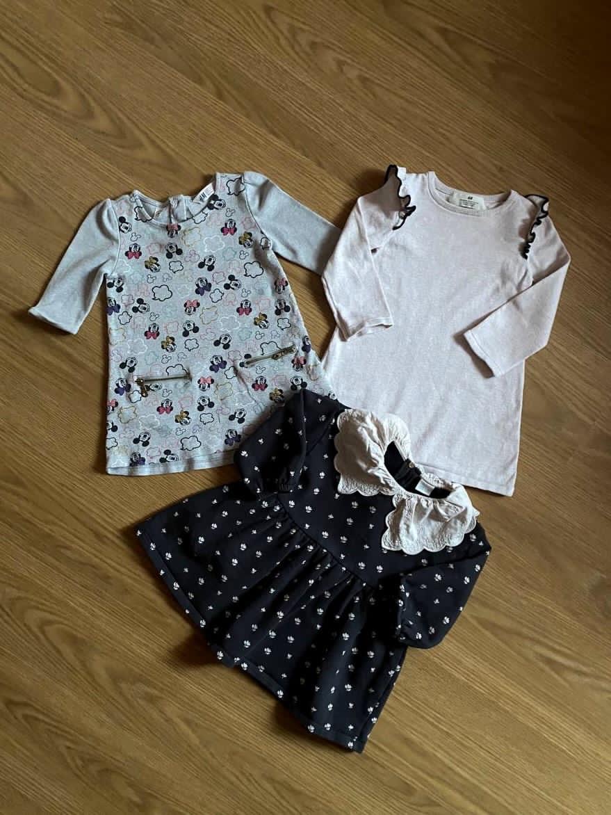 Сет тёплых платьиц, два фирмы Н&М и одно Next, состояние отличное, на рост 92-98.
☎️  375-33-314-46-92 вайбер.
? 29.99р.